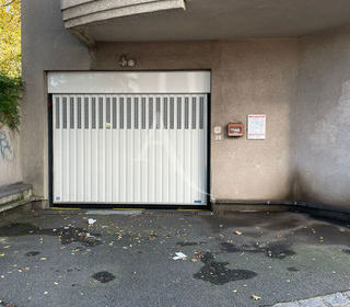  Parking / Garage � louer 