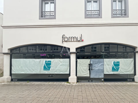 Challans Centre-ville Local de 95 m&sup2; 1500 85300 Challans