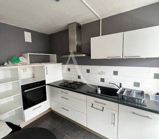  Appartement � louer 4 pi�ces 102 m�