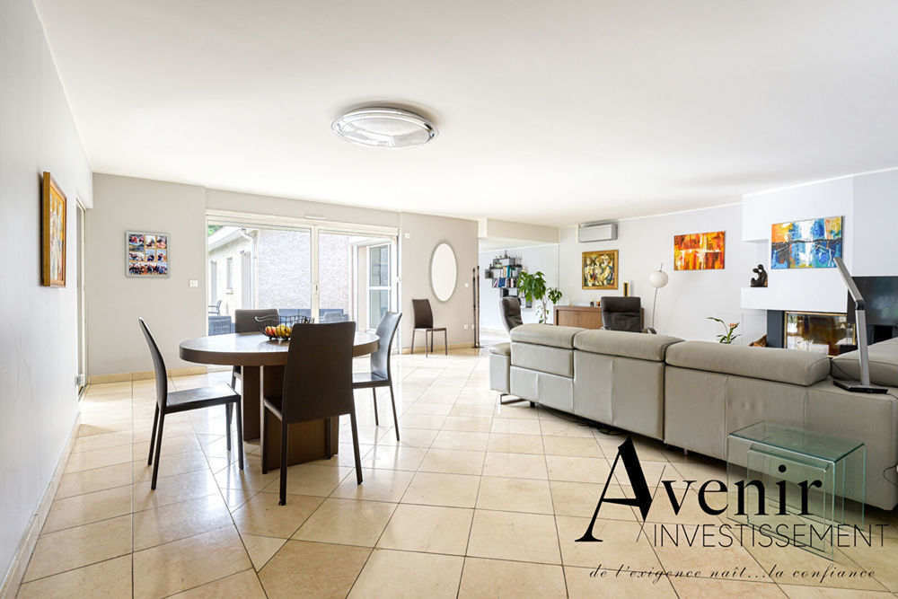 � vendre  Maison Collonges-au-Mont-d'Or (69660)