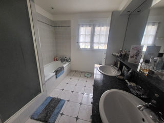  Maison � vendre 6 pi�ces 211 m�