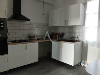  Appartement � louer 4 pi�ces 122 m�