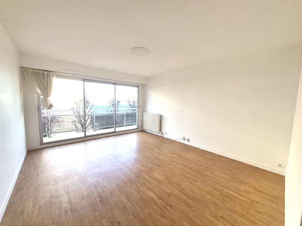 � vendre  Appartement Saint-Germain-en-Laye (78100)