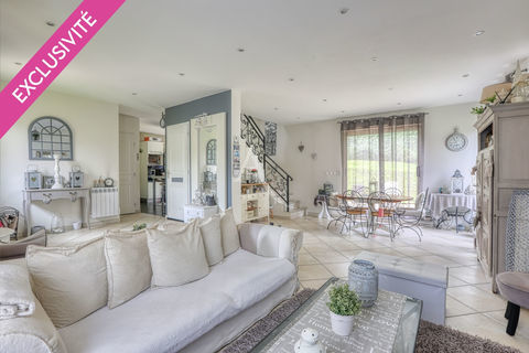   Maison Oinville Sur Montcient 127 m�, 4 chambres Maison - 6 pi�ce(s) - 127 m�