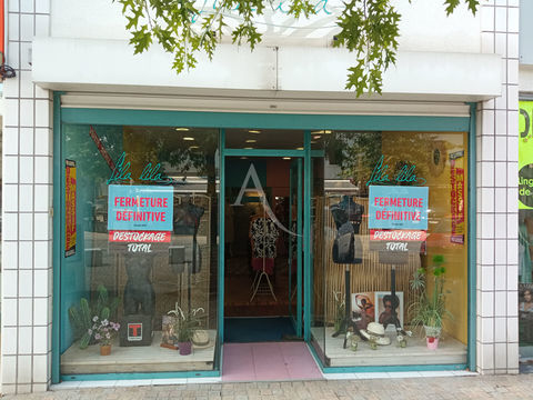 CHALLANS CENTRE VILLE - Local commercial  40.67 m&sup2; 1600 85300 Challans