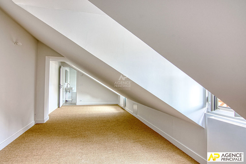 � vendre  Maison Versailles (78000)