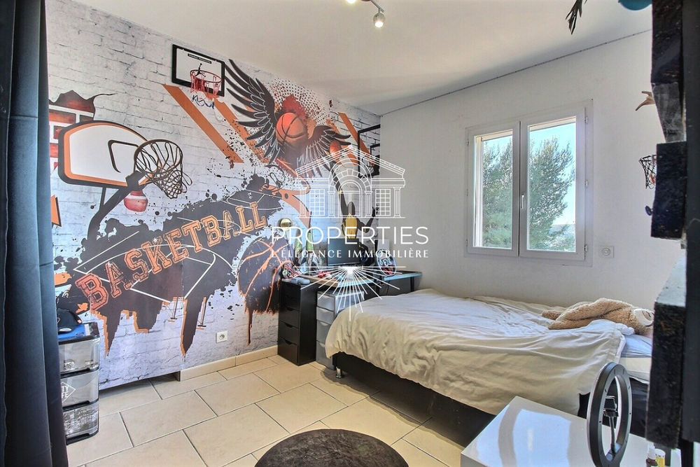 � vendre  Maison Bormes-les-Mimosas (83230)