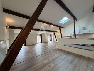  Appartement � louer 4 pi�ces 86 m�