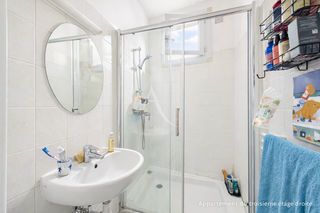  Immeuble � vendre 425 m�