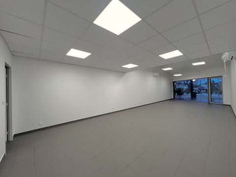 Local commercial Plaisance Du Touch 83.66 m2 1477 31830 Plaisance du touch