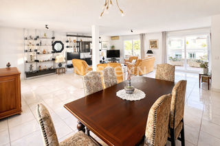  Appartement � vendre 4 pi�ces 143 m�