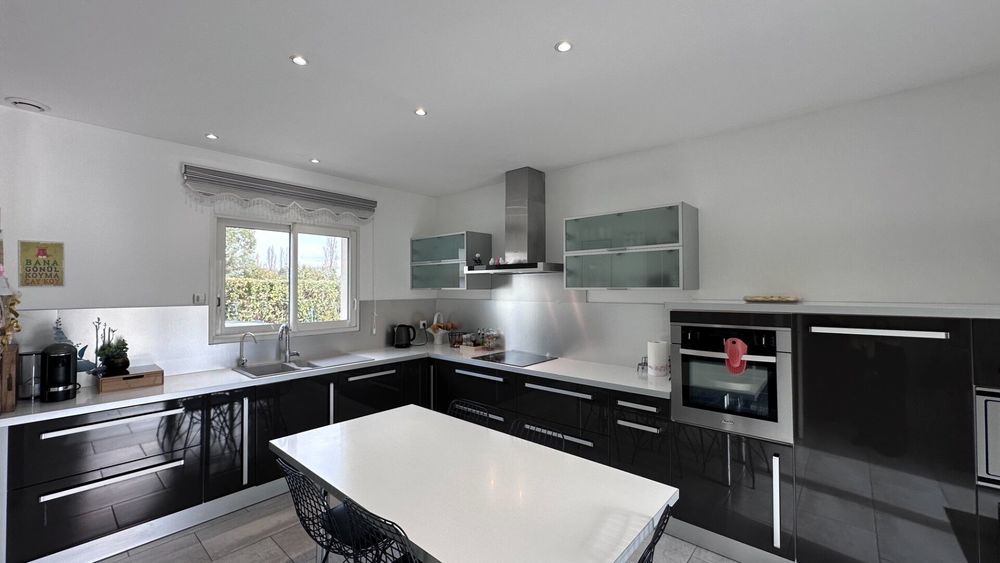 � vendre  Maison Montboucher-sur-Jabron (26740)