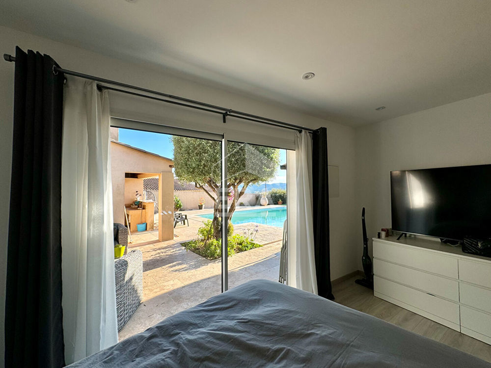 � vendre  Maison Ceyreste (13600)