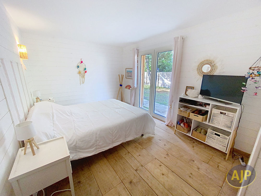 � vendre  Maison Ar�s (33740)