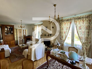  Maison � vendre 7 pi�ces 205 m�