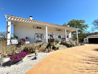  Maison � vendre 7 pi�ces 220 m�