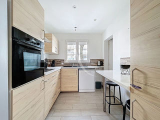  Appartement � louer 5 pi�ces 79 m�