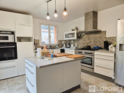   Maison 4 faces avec appartement ind�pendant - Vue et confort � Casteil Maison - 6 pi�ce(s) - 188 m�