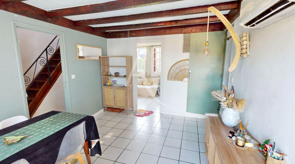 � vendre  Maison Gu�thary (64210)