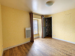  Immeuble � vendre 3 pi�ces 110 m�