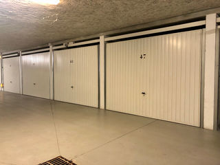  Parking / Garage � louer 
