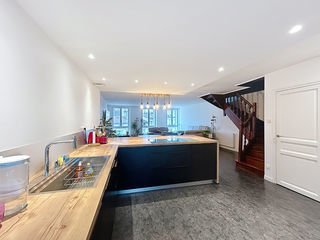  Appartement � vendre 5 pi�ces 144 m�