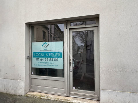 Local commercial Meaux 2 pi&egrave;ce(s) 52,44 m2 997 77100 Meaux