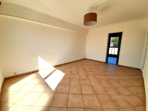   Appartement Etampes sur Marne 3 pi�ce(s) 52.8 m2 Appartement - 3 pi�ce(s) - 53 m�