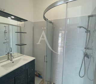  Appartement � louer 1 pi�ce 43 m�