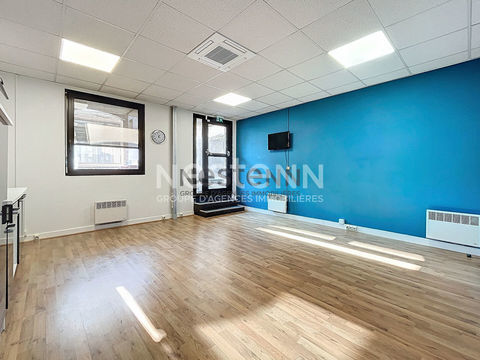 Bureaux Limoges centre ville, proximit&eacute; gare des B&eacute;n&eacute;dictins, Limoges 110 m2, 1 place de parking, ascenseur. 151200 87000 Limoges