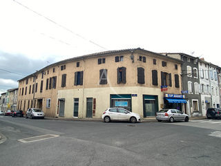  Immeuble � vendre 726 m�