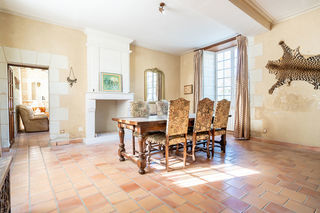  Maison � vendre 10 pi�ces 304 m�