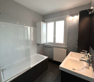  Appartement � vendre 4 pi�ces 82 m�