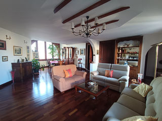  Appartement � vendre 6 pi�ces 242 m�