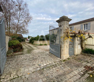  Maison � vendre 7 pi�ces 220 m�