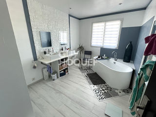  Maison � vendre 6 pi�ces 164 m�