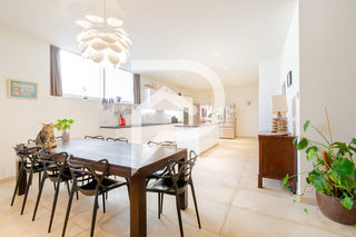  Appartement � vendre 5 pi�ces 166 m�