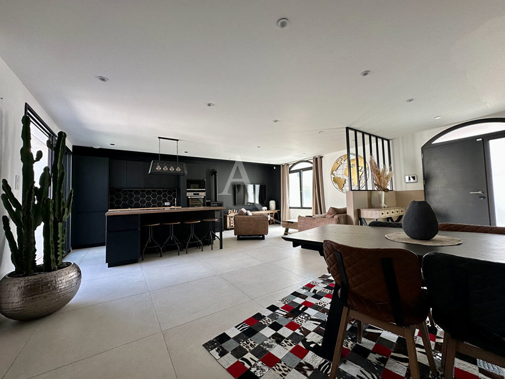 � vendre  Maison Saint-Gilles-Croix-de-Vie (85800)