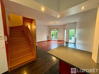  Maison � vendre 8 pi�ces 180 m�