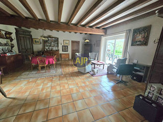  Maison � vendre 8 pi�ces 225 m�