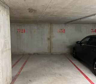  Parking / Garage � louer 1 pi�ce 