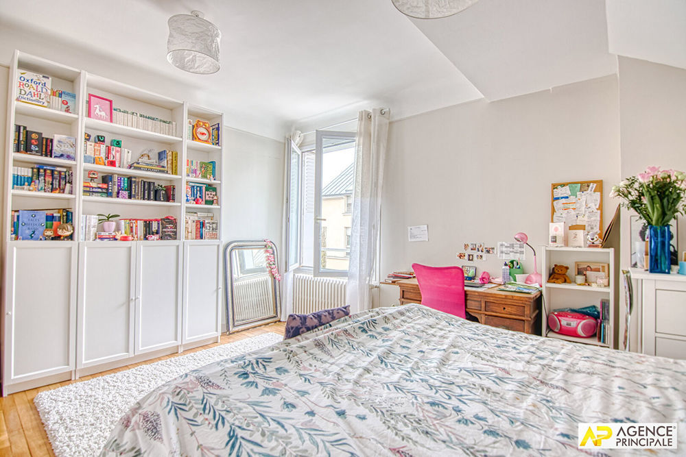 � vendre  Maison Versailles (78000)