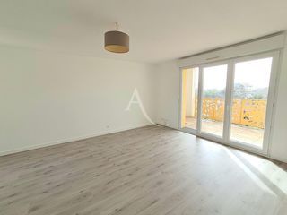  Appartement � louer 4 pi�ces 79 m� Nantes