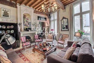  Immeuble � vendre 9 pi�ces 280 m�