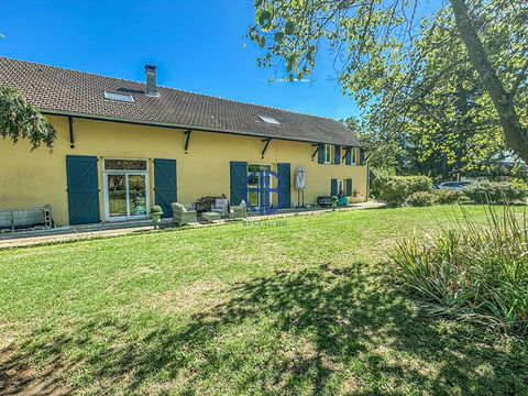   Magnifique  long�re de 318m� Maison - 9 pi�ce(s) - 318 m�