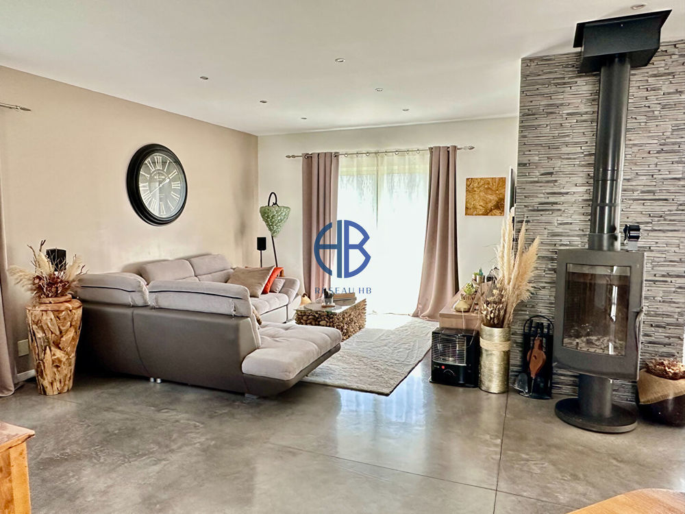 � vendre  Maison Vias (34450)