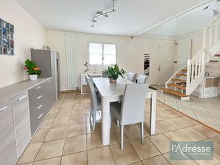  Maison � vendre 9 pi�ces 165 m�