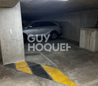  Parking / Garage � louer 