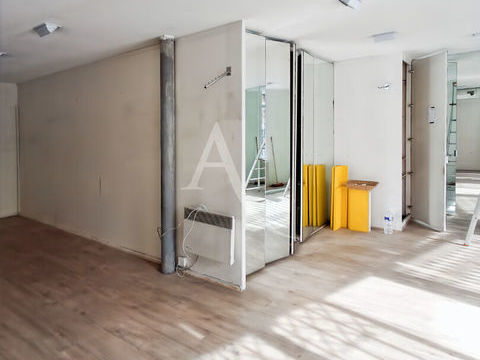 SURESNES LOCAL COMMERCIAL 45 m2 2160 92150 Suresnes