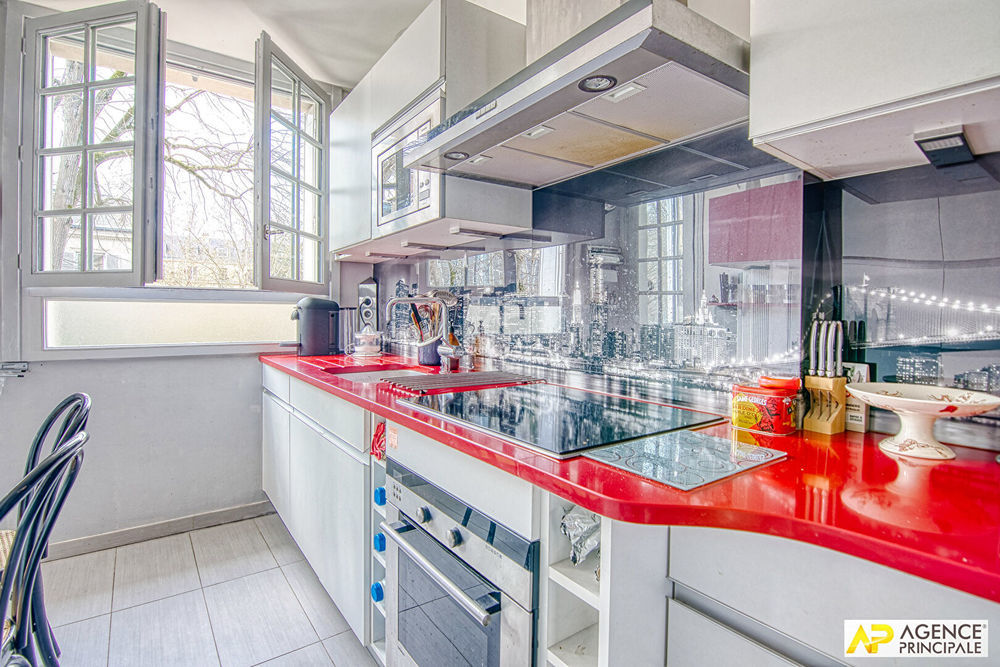 � vendre  Appartement Versailles (78000)